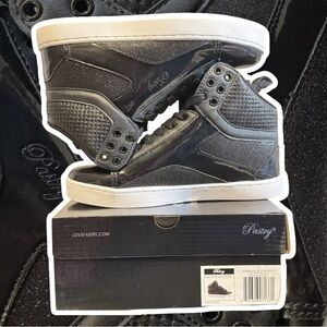 •NEW• Pastry Pop Tart Black Glitter Women’s Dance Sneakers • 7W/ EU38